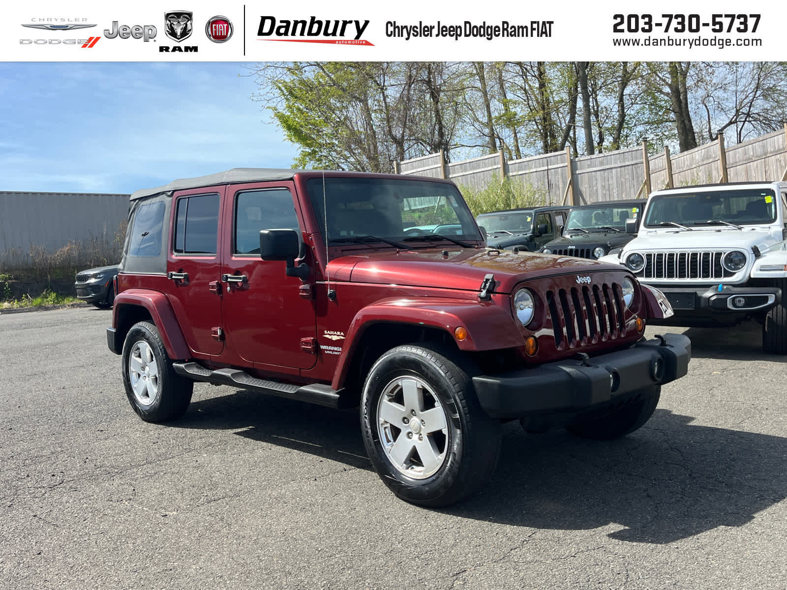 Used 2007 Jeep Wrangler Unlimited Sahara AWD/4WD image 1