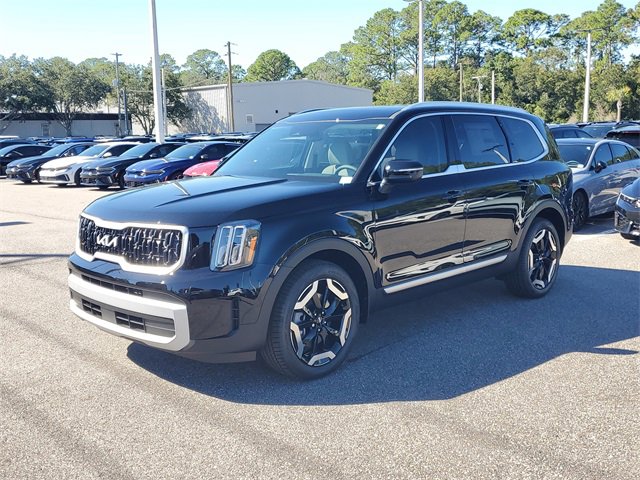 New 2025 Kia Telluride EX w/ EX Captain's Chair Package image 3