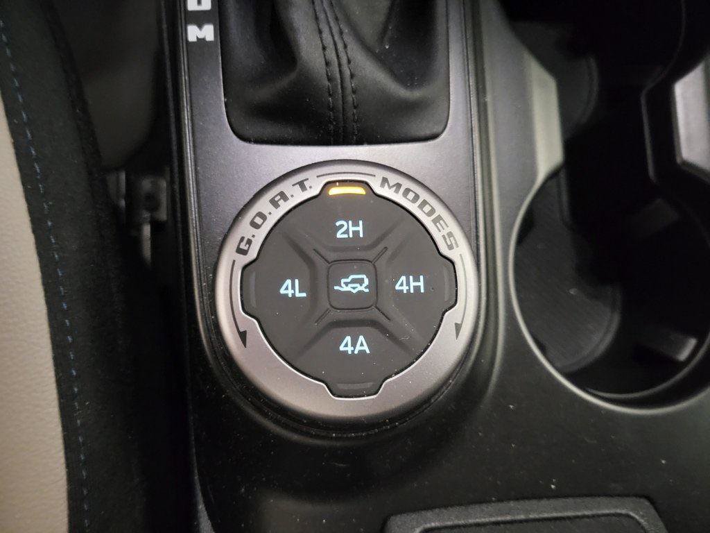 Used 2022 Ford Bronco Wildtrak image 19