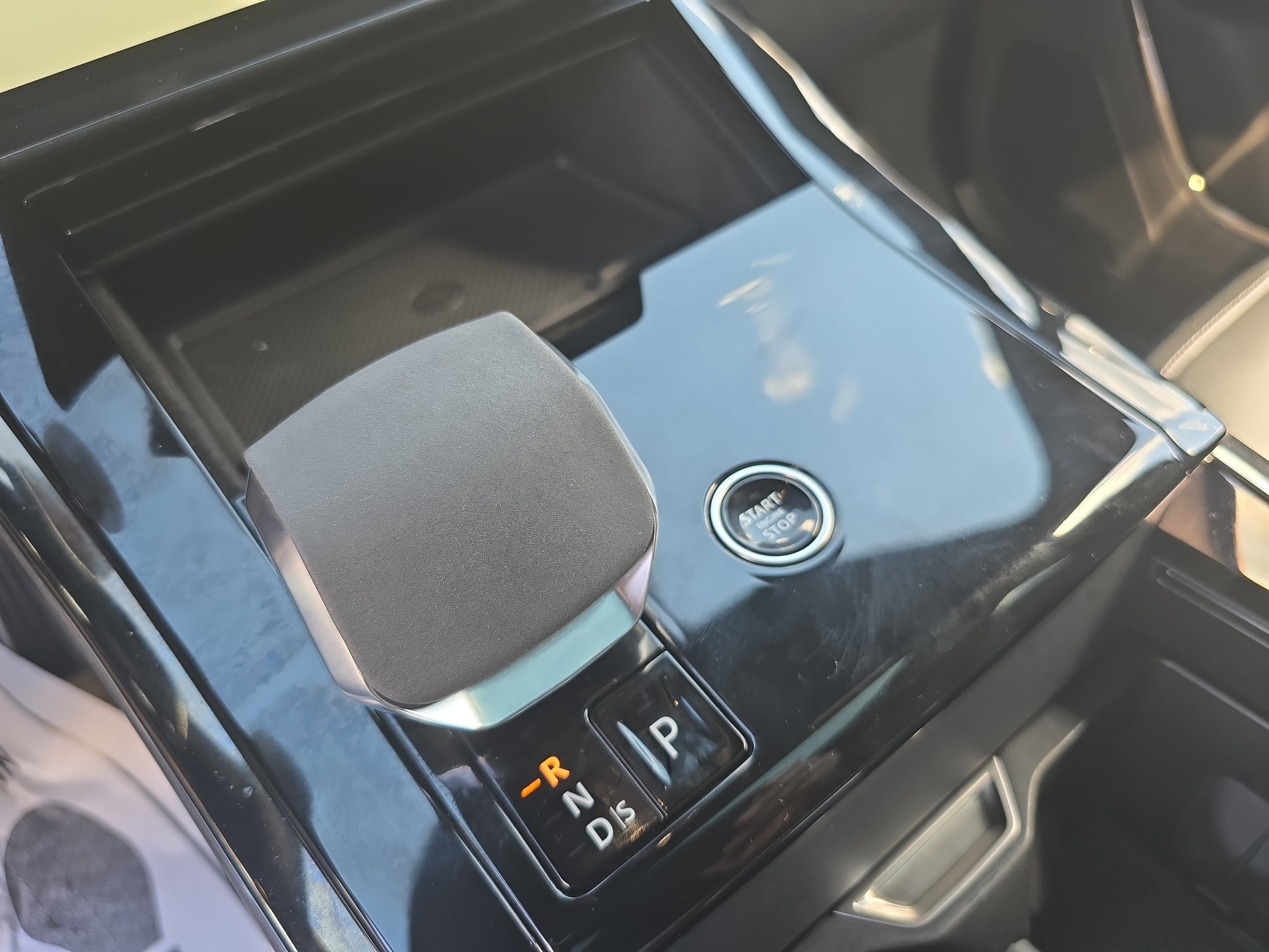 Used 2024 Land Rover Range Rover Sport Dynamic SE image 24