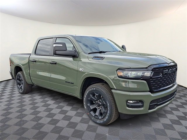 New 2026 RAM 1500 4x4 Crew Cab