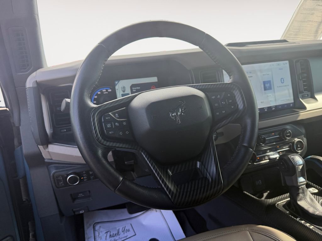 Used 2022 Ford Bronco Wildtrak image 12