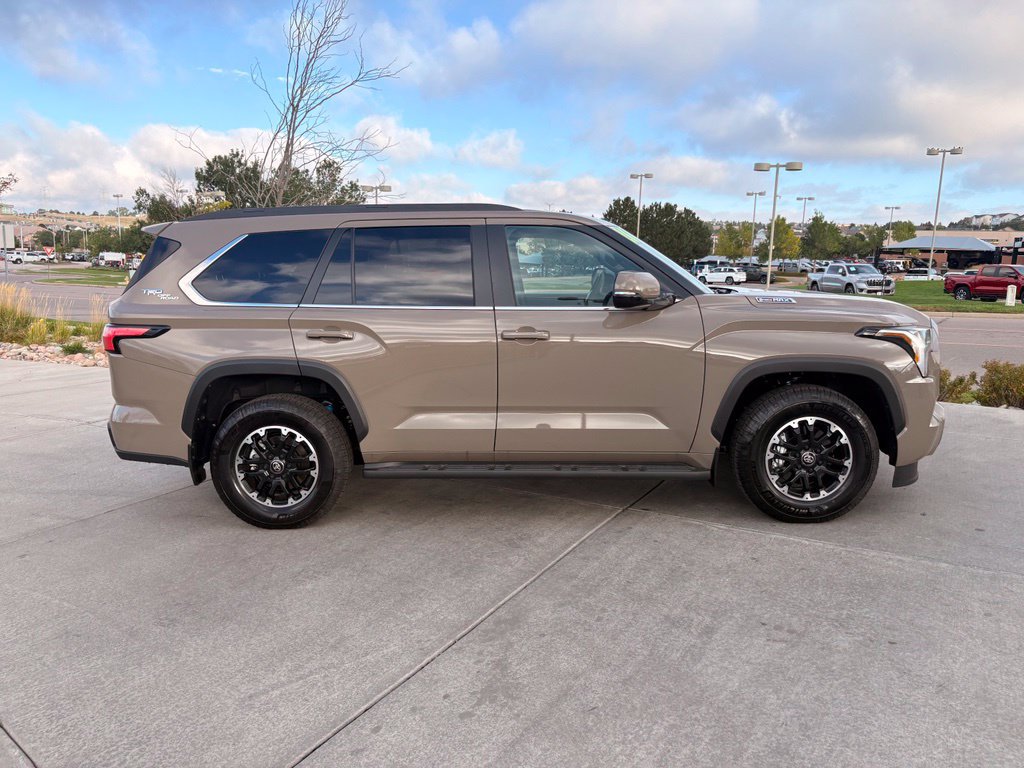 Used 2026 Toyota Sequoia SR5 w/ TRD Off-Road Package AWD/4WD image 10