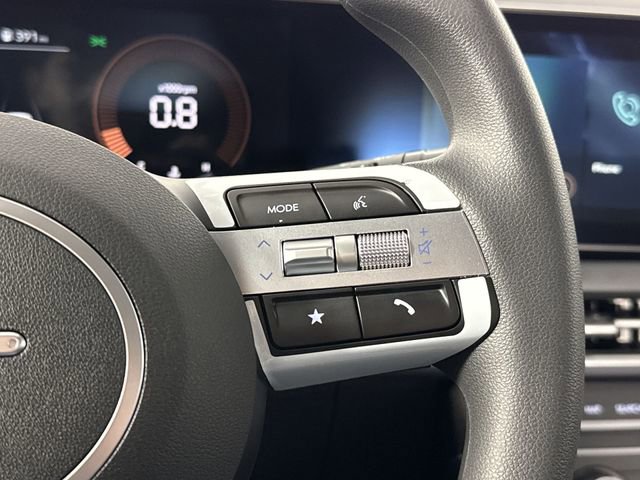 New 2026 Hyundai Tucson SE image 19