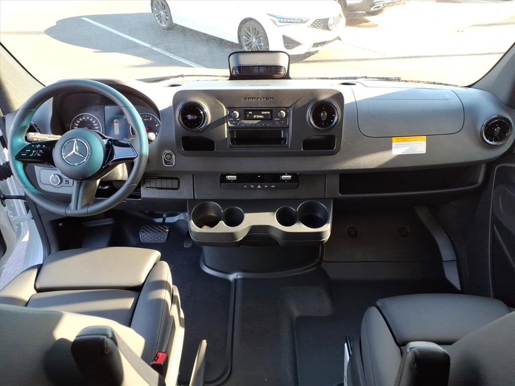 New 2026 Mercedes-Benz Sprinter 2500 image 27