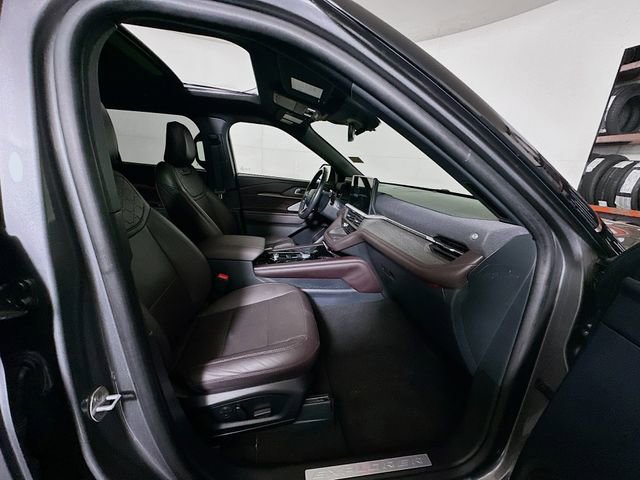 Used 2025 Ford Explorer Platinum w/ LUX Leather Package image 31