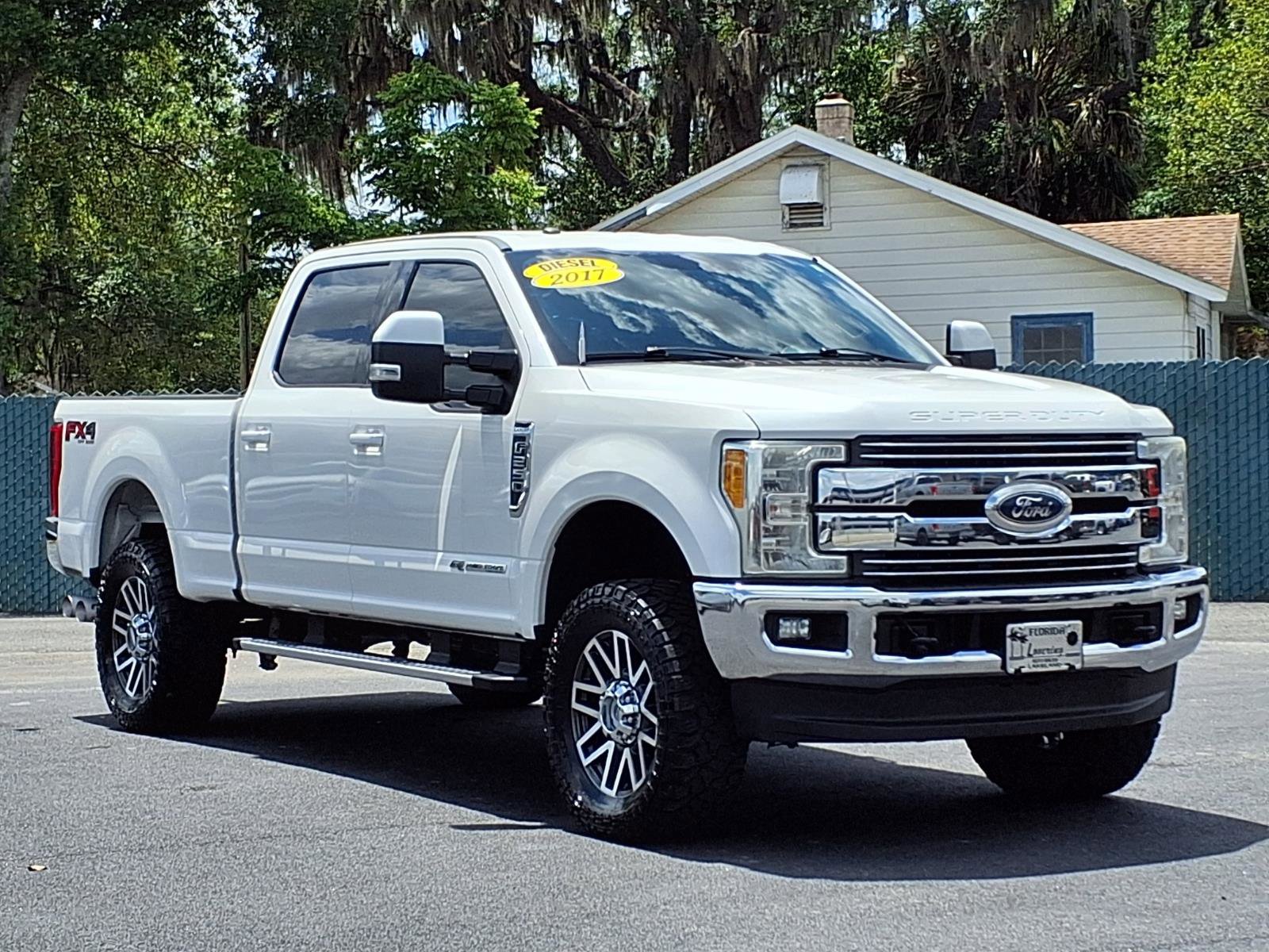 Used 2017 Ford F250 Lariat w/ FX4 Off-Road Package AWD/4WD image 29