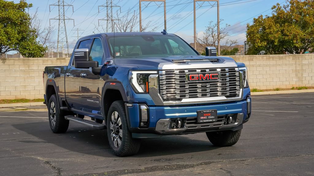 New 2025 GMC Sierra 2500 Denali w/ Technology Package image 5