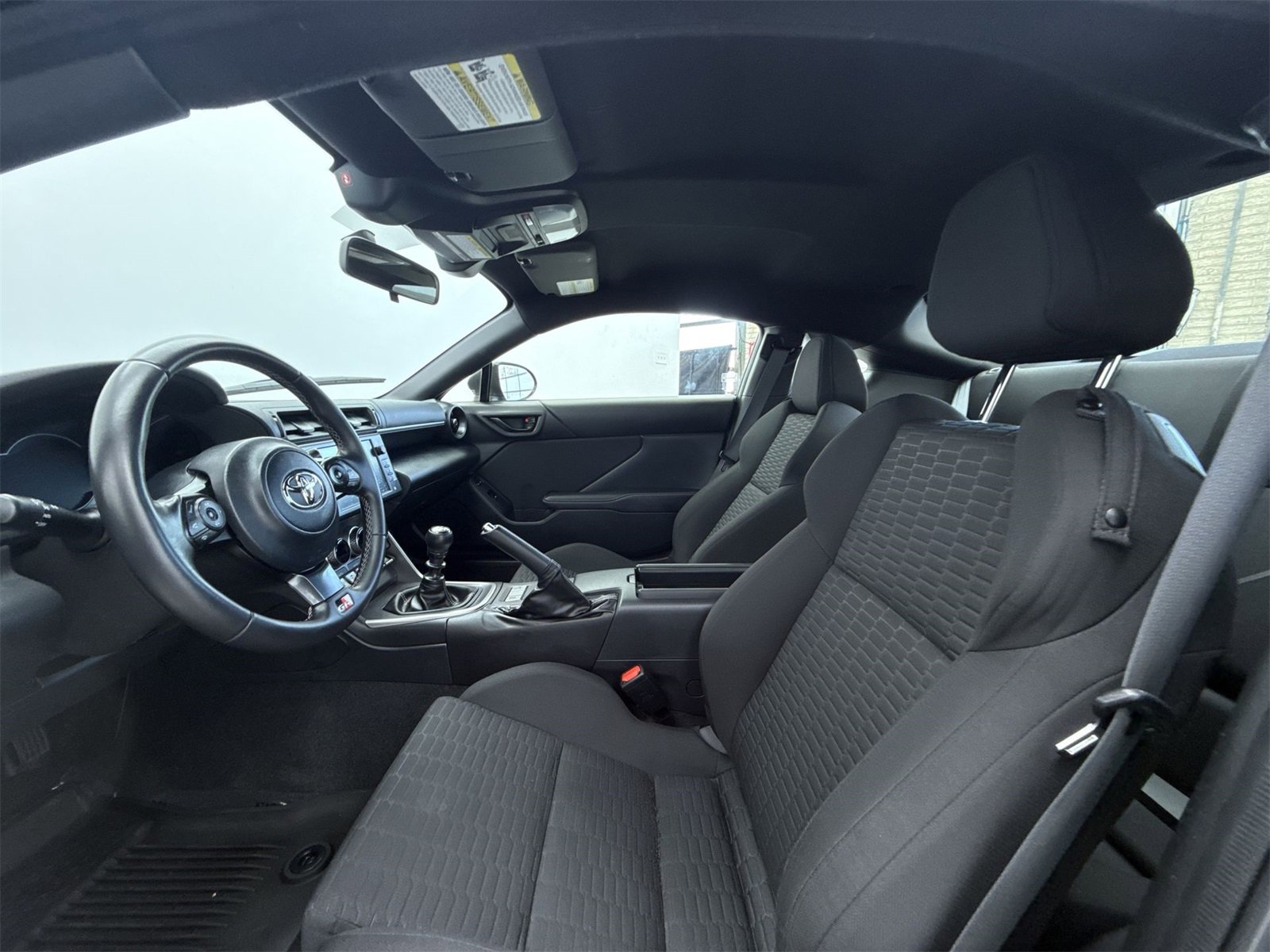 Used 2025 Toyota GR86 image 11
