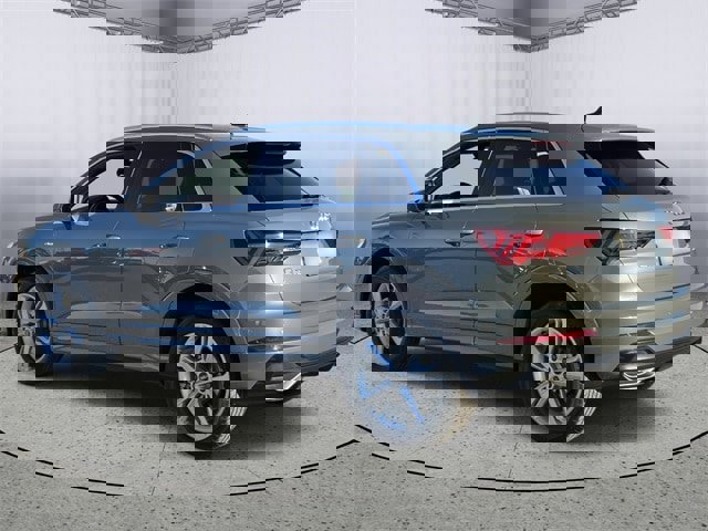 Used 2020 Audi Q3 2.0T Premium w/ Convenience Package image 7