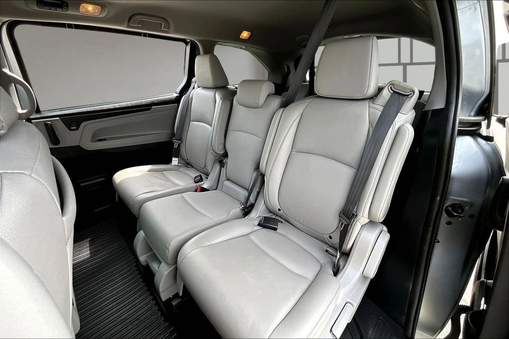 Certified 2024 Honda Odyssey Touring image 22