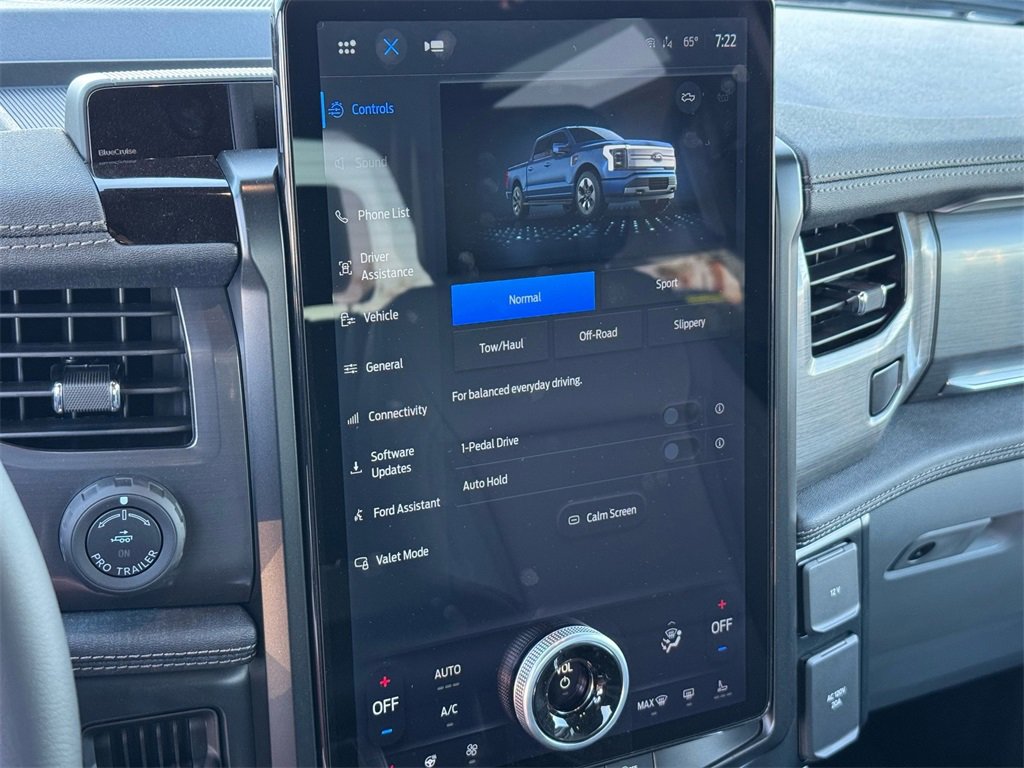 New 2025 Ford F150 Lightning Flash image 12