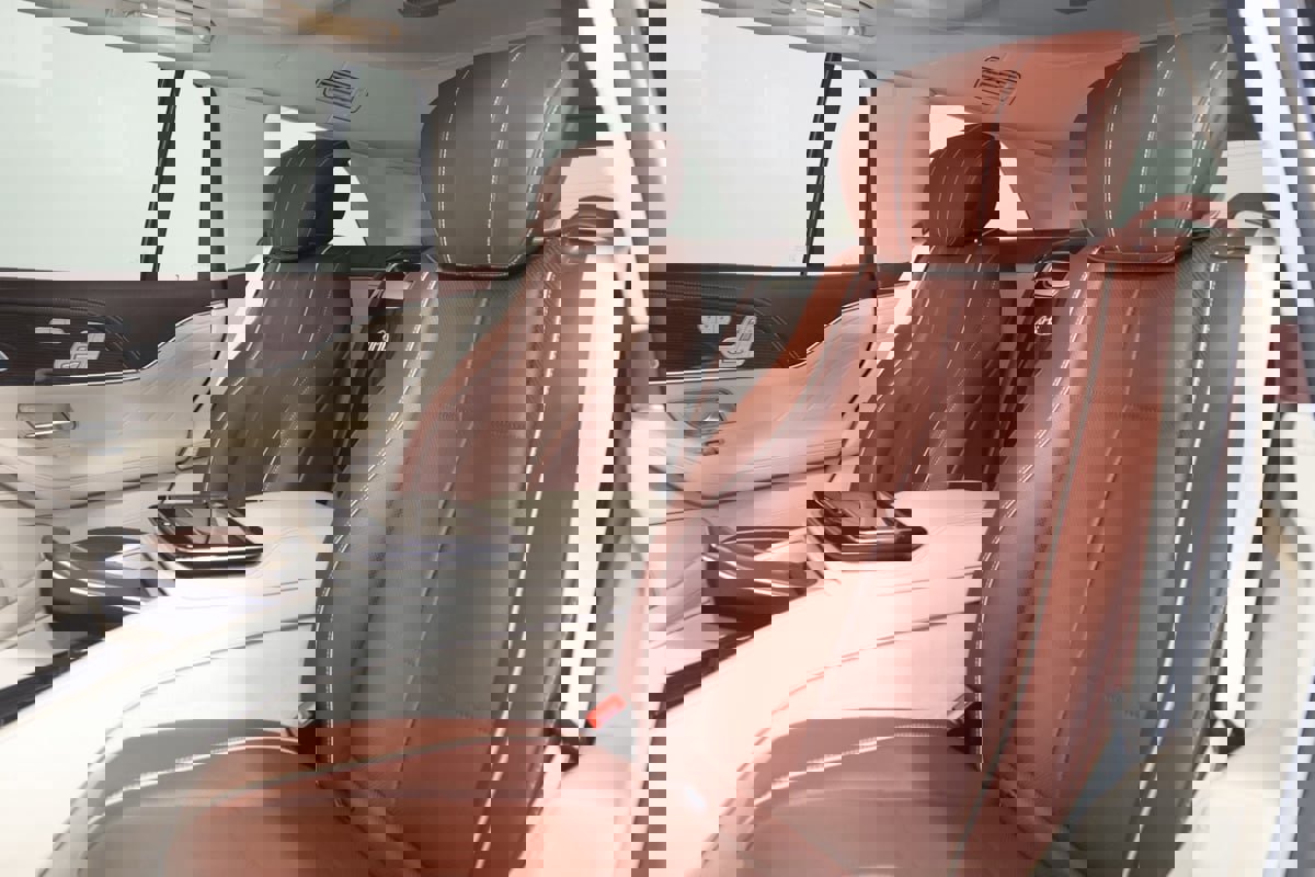 Used 2022 Mercedes-Benz Maybach GLS 600 4MATIC image 80