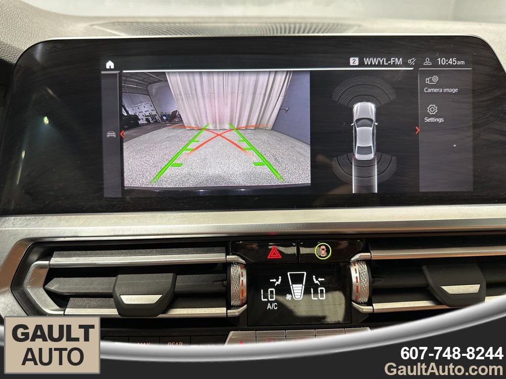 Certified 2022 BMW 330i xDrive Sedan w/ Driving Assistance Package image 12