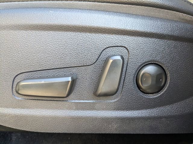 Used 2020 Hyundai Santa Fe SEL image 23