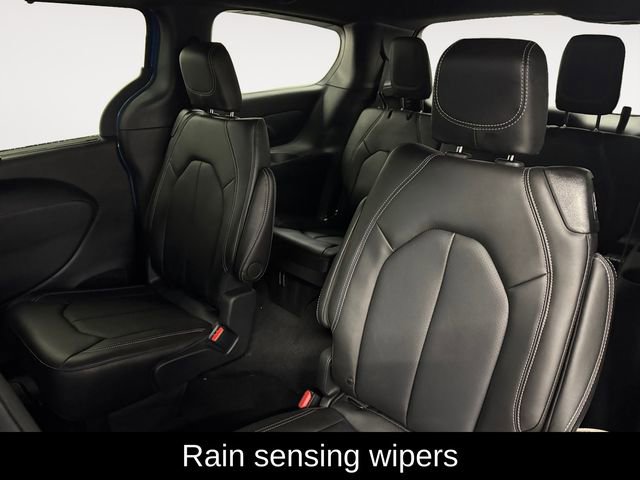 New 2026 Chrysler Pacifica Select w/ S Appearance Package image 25