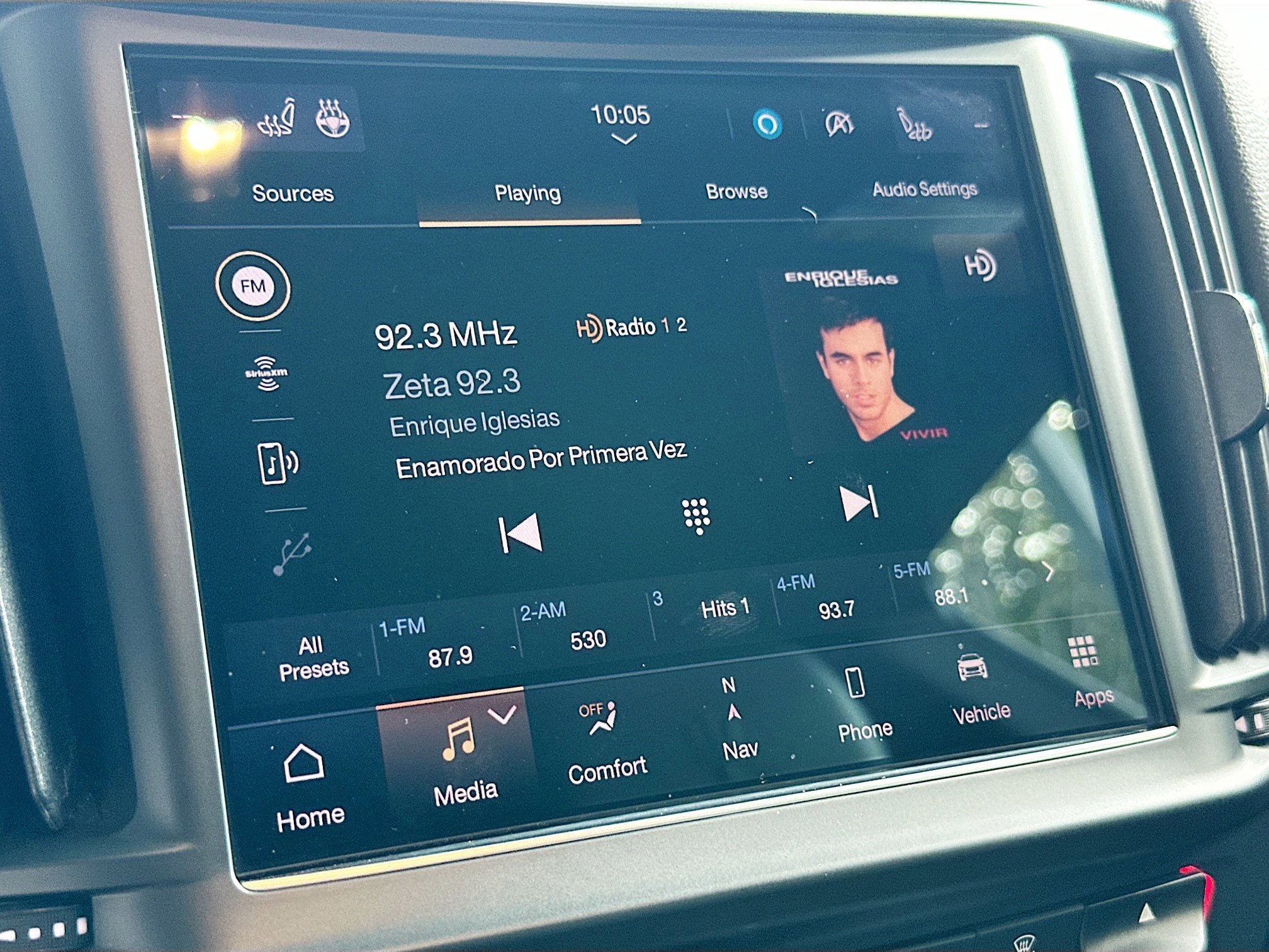 Used 2023 Maserati Levante Modena image 15