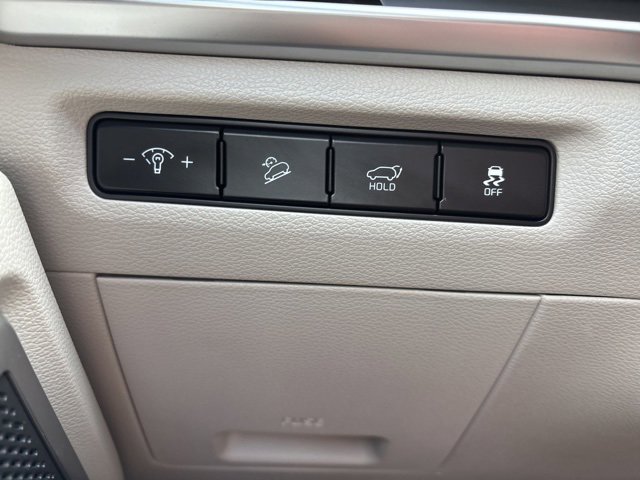 Used 2023 Kia Telluride EX image 7