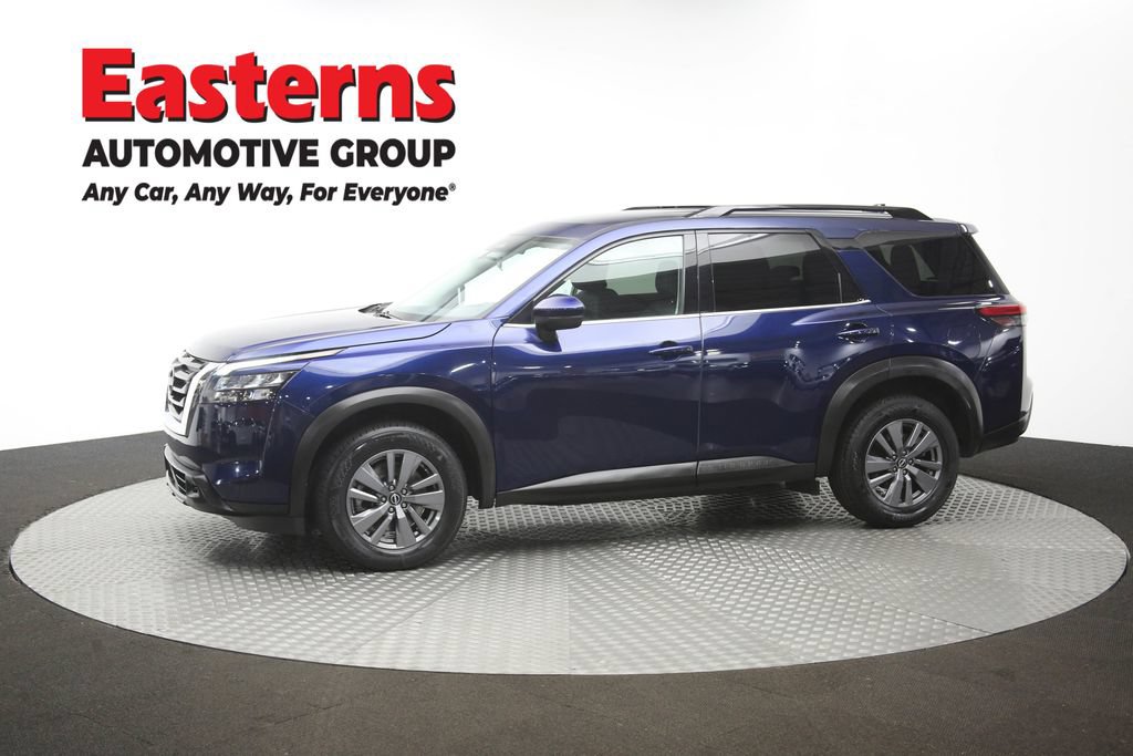 Used 2025 Nissan Pathfinder SV FWD image 59