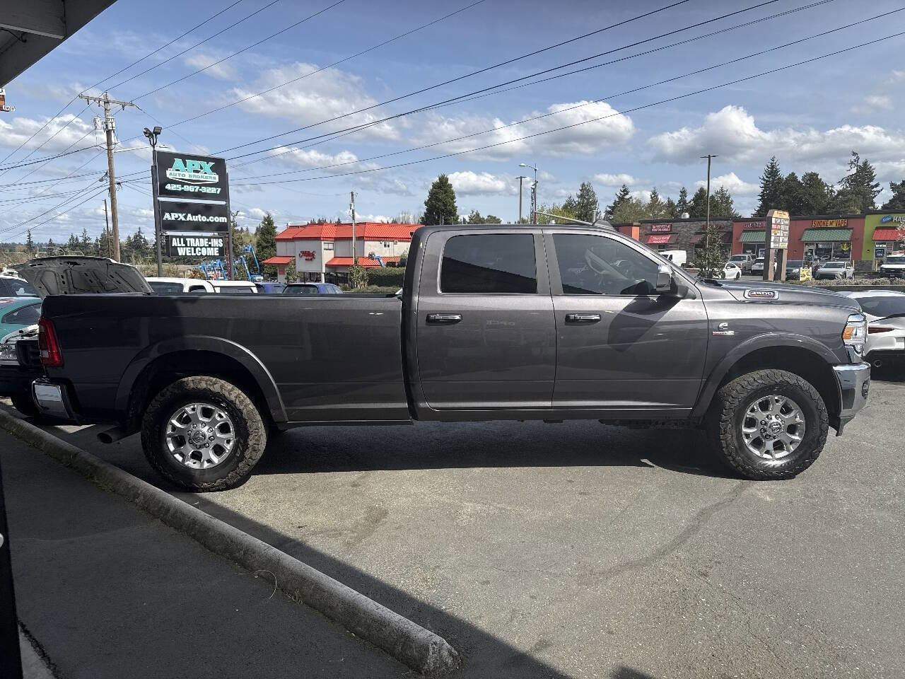 Used 2021 RAM 3500 Laramie AWD/4WD image 9