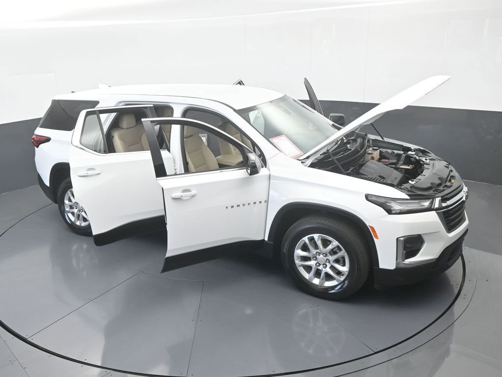 Used 2022 Chevrolet Traverse LS image 72