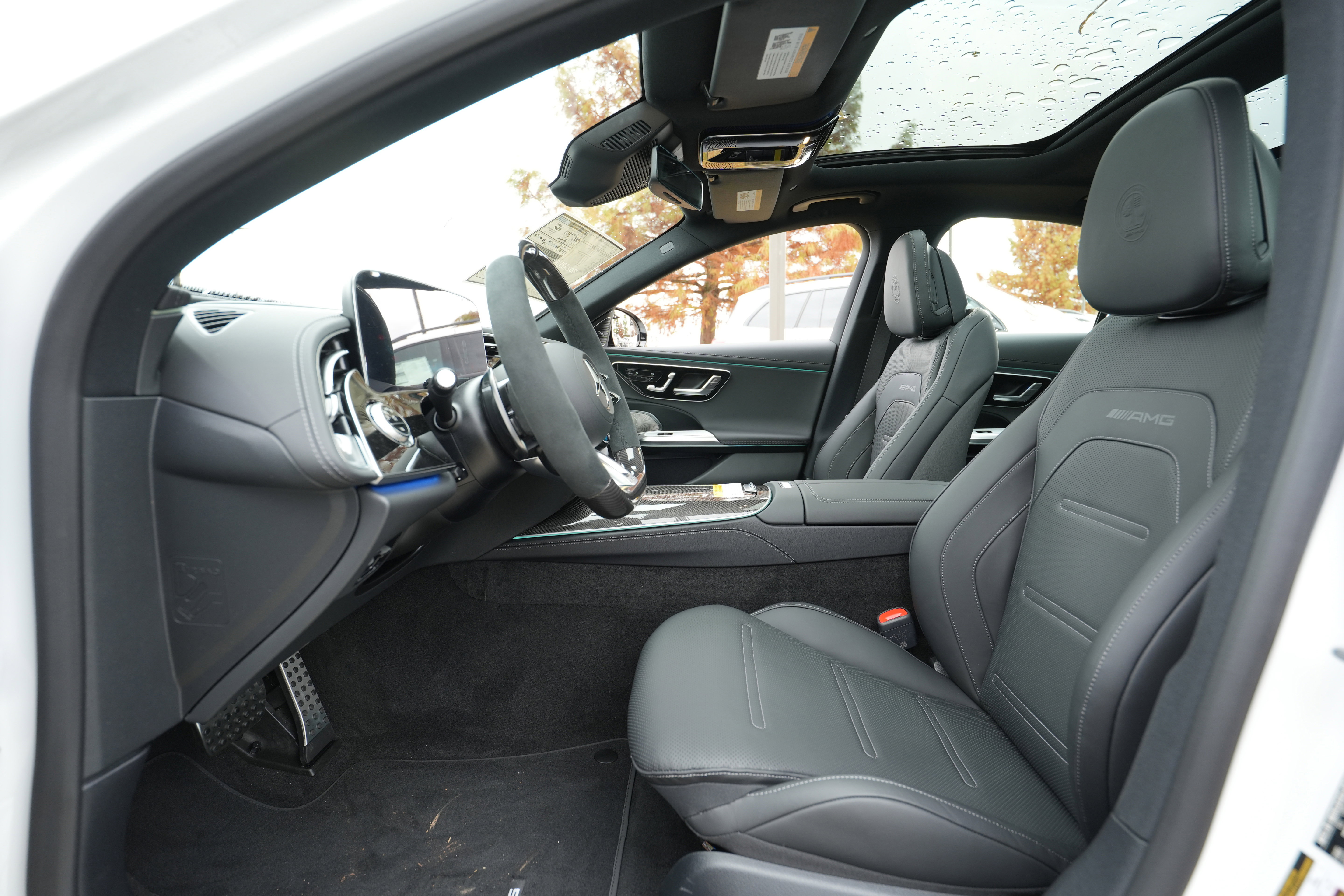 New 2026 Mercedes-Benz E 53 AMG e 4MATIC Sedan image 32