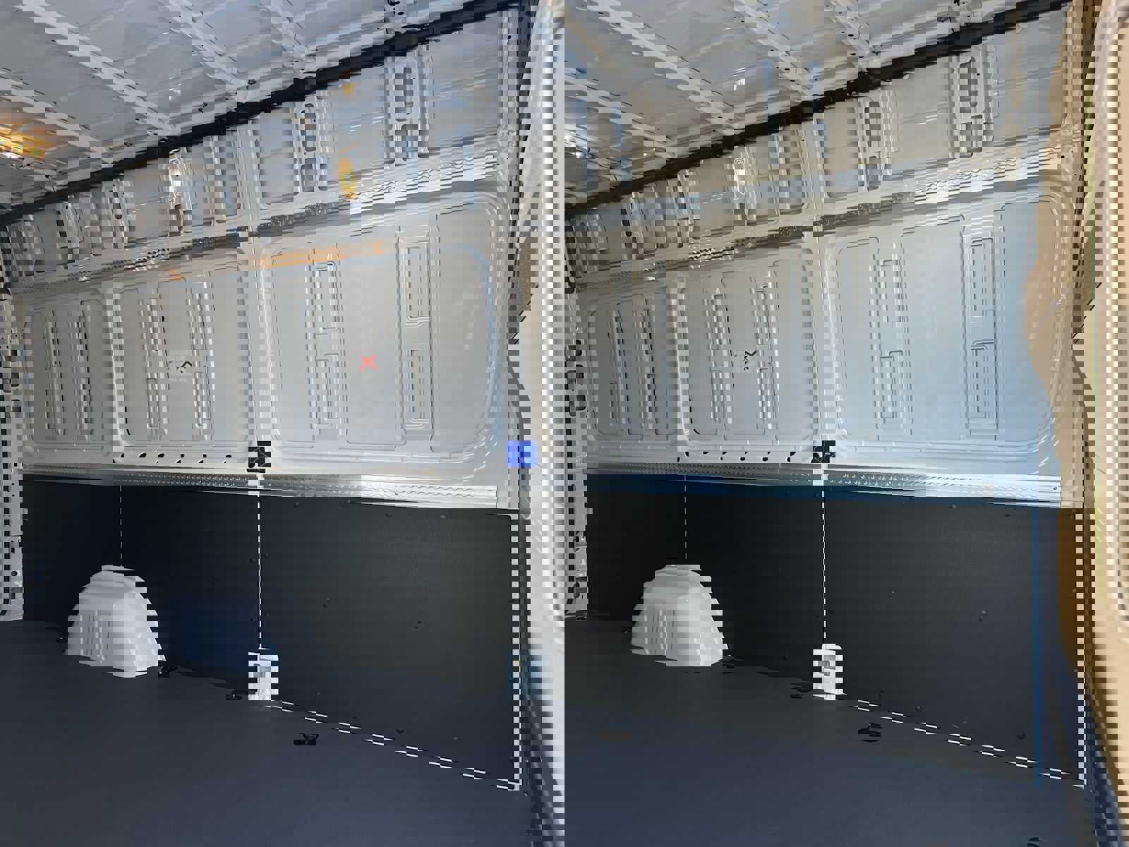 Used 2024 Mercedes-Benz Sprinter 2500 image 14