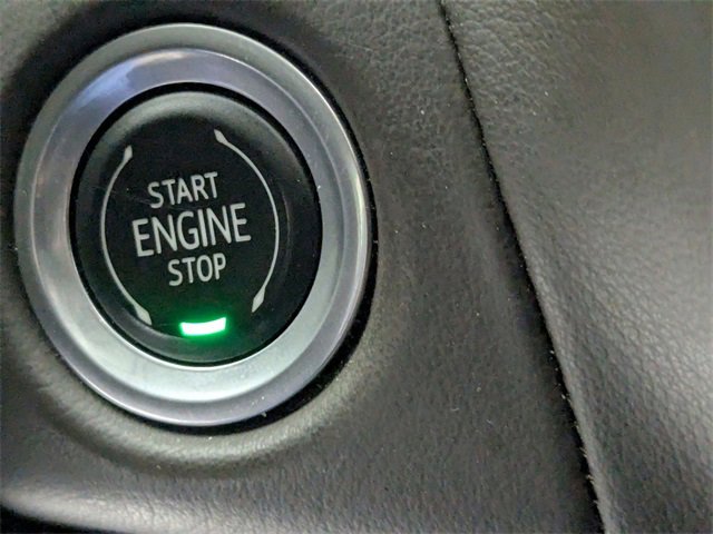 Certified 2023 GMC Yukon XL SLT image 24