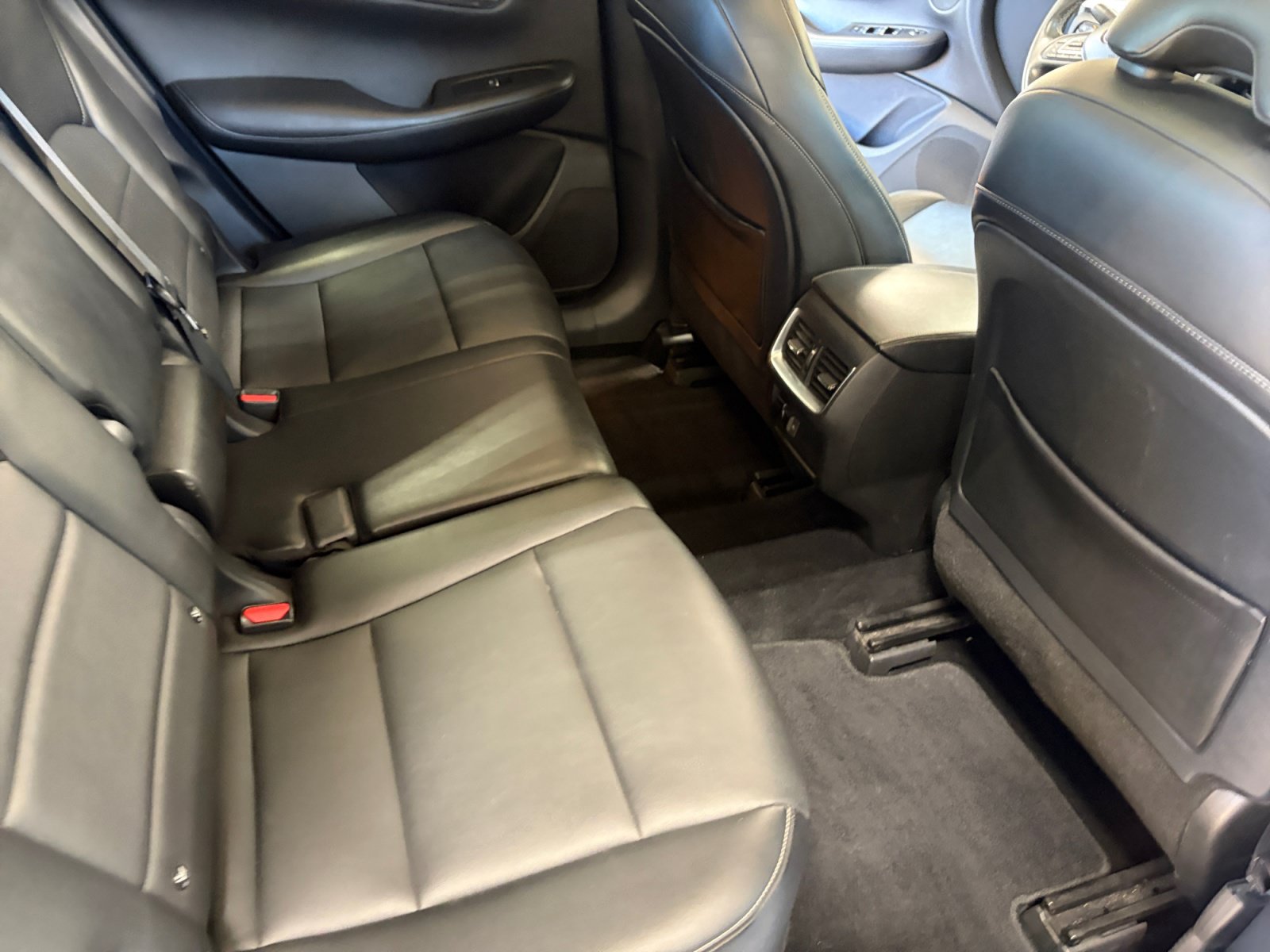 Used 2021 INFINITI QX50 Luxe w/ Appearance Package AWD/4WD image 18