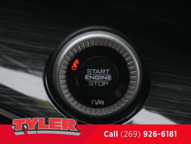 Used 2022 Jeep Wagoneer Series III w/ Premium Group I AWD/4WD image 28