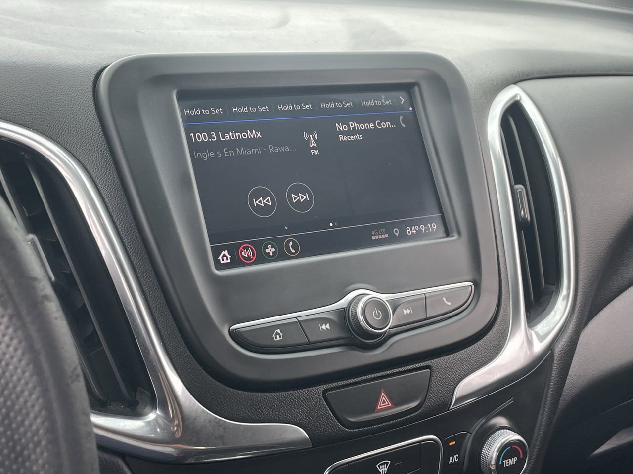 Used 2021 Chevrolet Equinox LT image 26