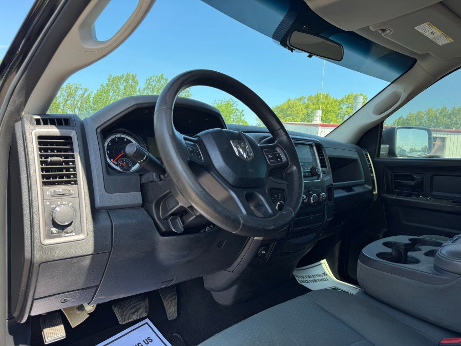 Used 2015 RAM 1500 ST w/ SXT Appearance Group AWD/4WD image 14