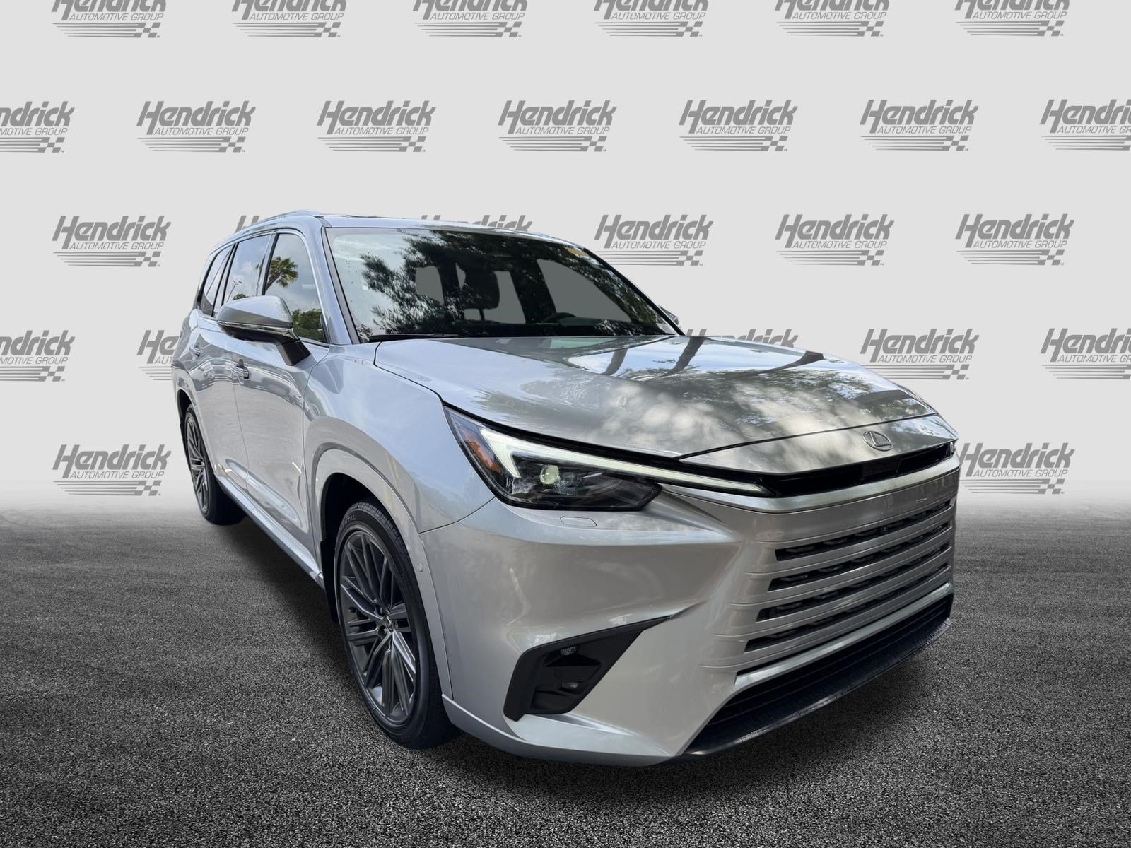 Used 2025 Lexus TX 350 AWD w/ Technology Package image 2