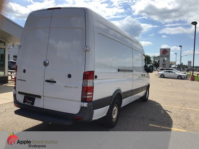 Used 2014 Freightliner Sprinter 2500 image 6