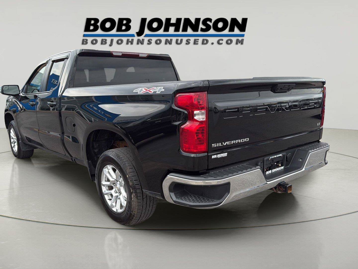 Used 2023 Chevrolet Silverado 1500 LT AWD/4WD image 5