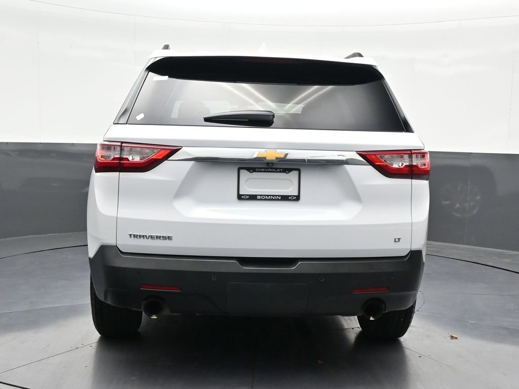 Used 2021 Chevrolet Traverse LT image 4