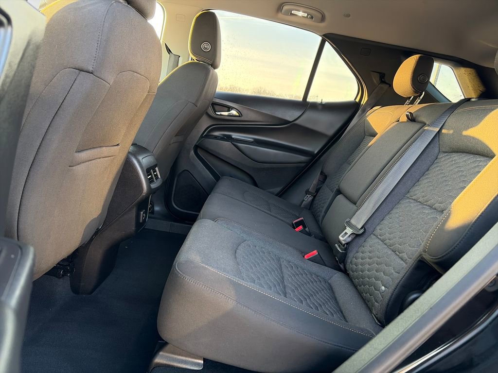Used 2019 Chevrolet Equinox LT w/ Driver Convenience Package image 29