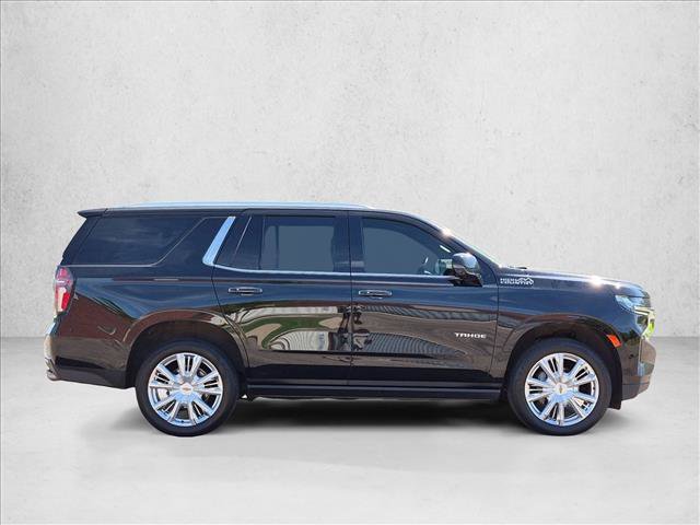 Used 2021 Chevrolet Tahoe High Country w/ Premium Package AWD/4WD image 4