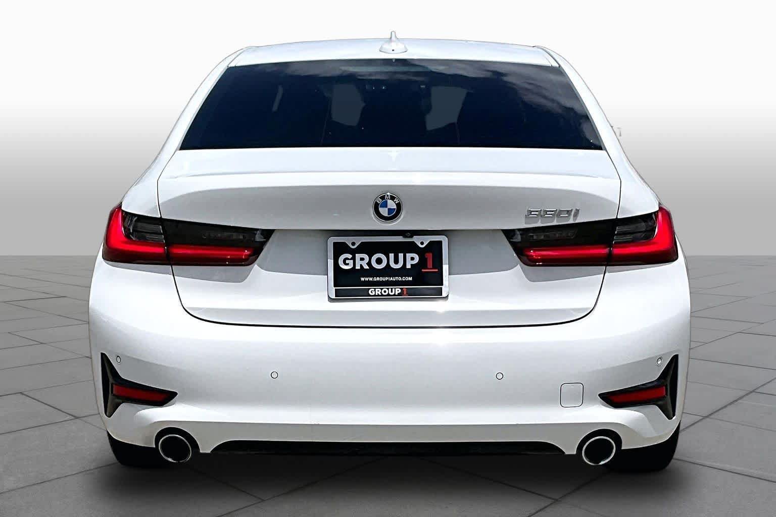 Used 2021 BMW 330i Sedan w/ Convenience Package RWD image 5