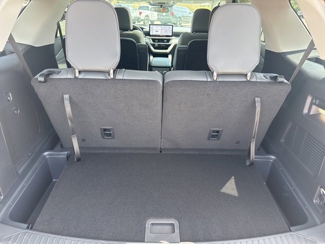New 2025 Ford Explorer Active image 6
