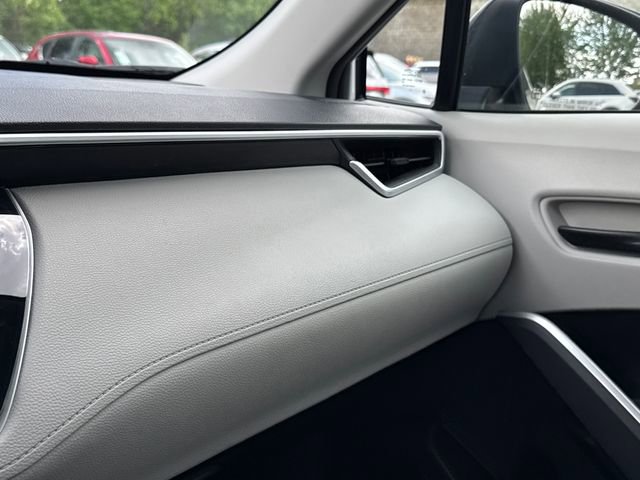 Used 2024 Toyota Corolla Cross L AWD/4WD image 28