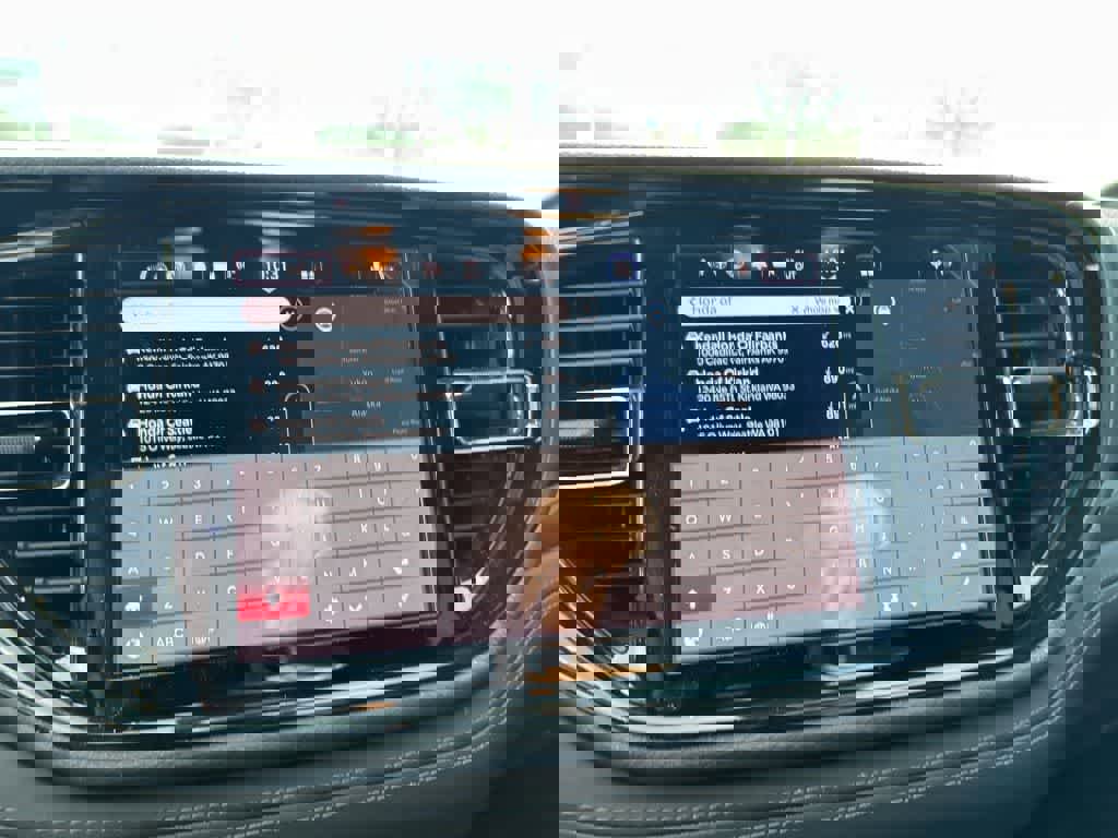 Used 2022 Dodge Durango GT image 24