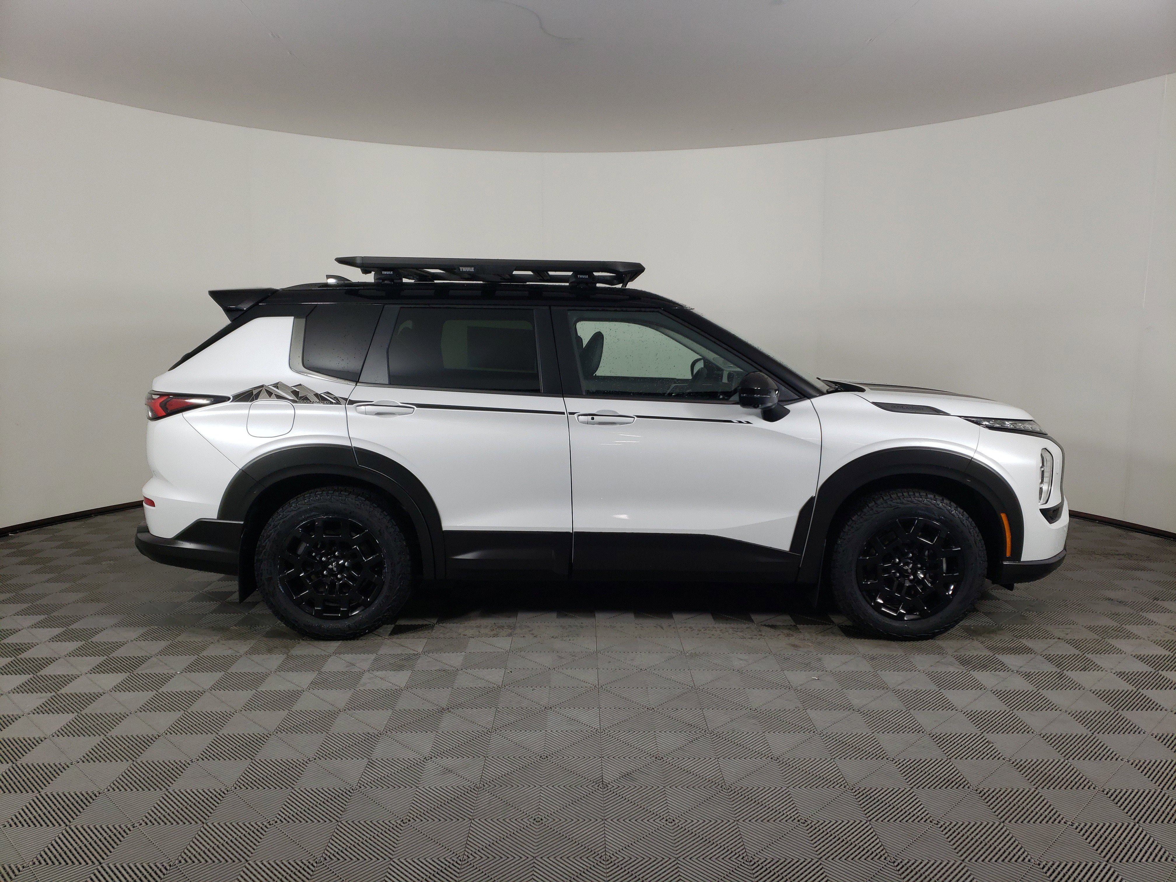 New 2026 Mitsubishi Outlander AWD image 5