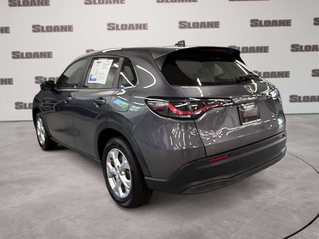 Used 2023 Honda HR-V LX image 3