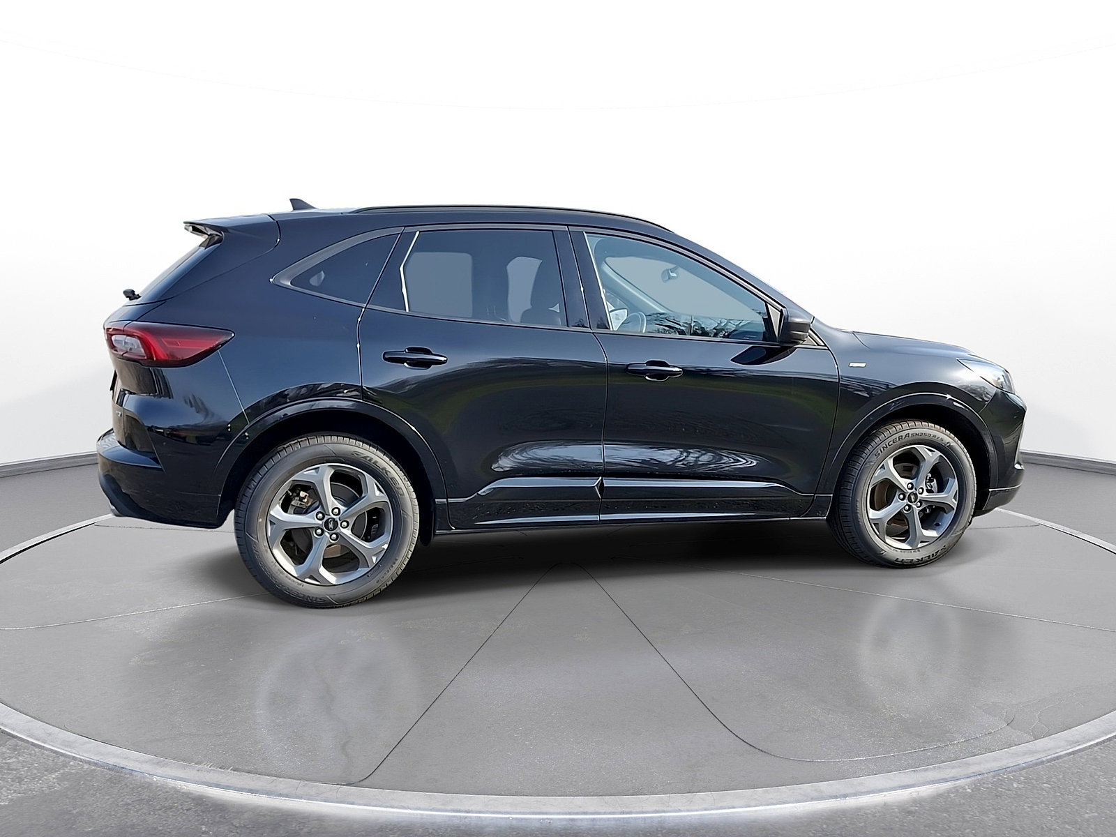 Used 2023 Ford Escape ST-Line AWD/4WD image 8