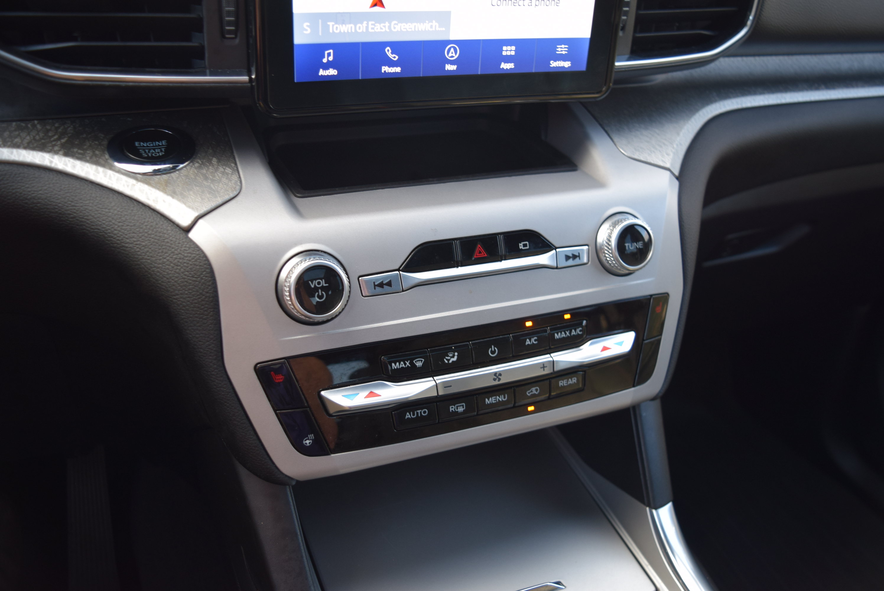 Used 2023 Ford Explorer Timberline w/ Timberline Technology Package AWD/4WD image 18