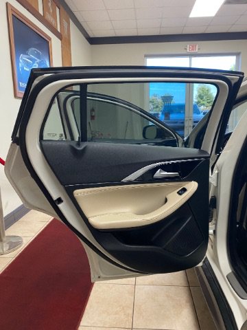 Used 2018 INFINITI QX30 Premium w/ Navigation Package AWD/4WD image 9