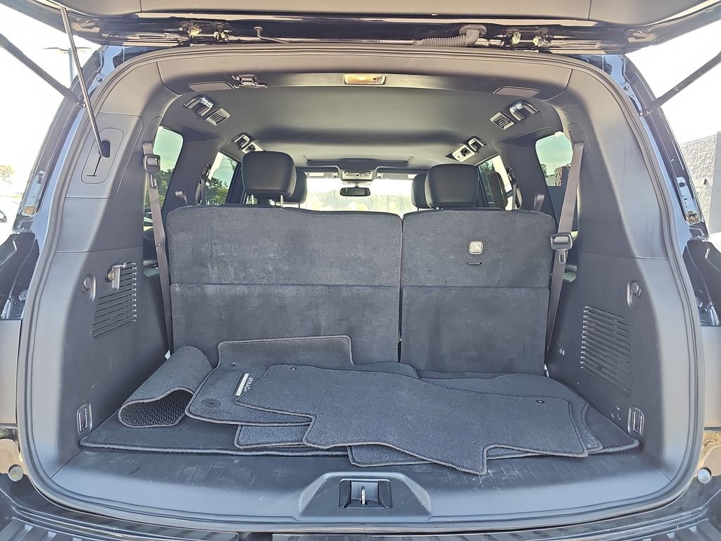 Used 2024 Nissan Armada SL w/ Midnight Edition Package RWD image 17