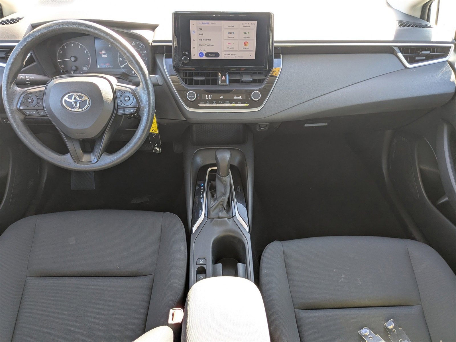 Used 2024 Toyota Corolla LE image 15