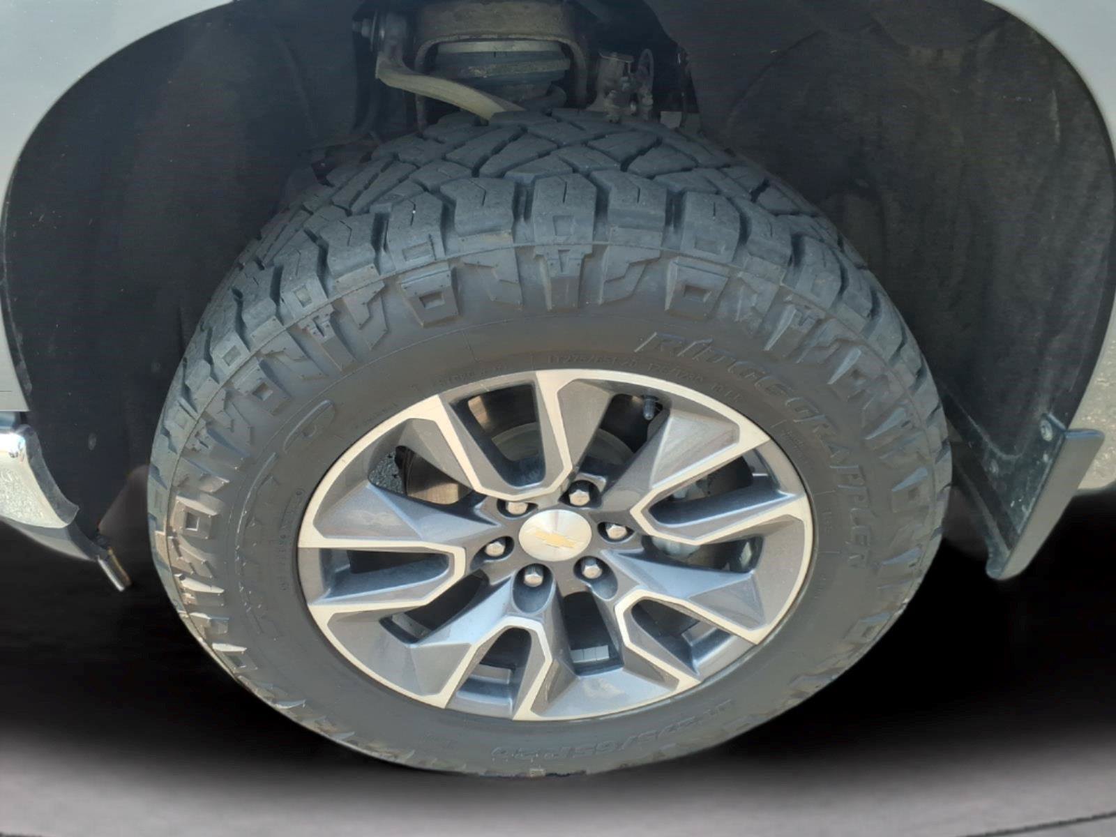 Used 2021 Chevrolet Silverado 1500 LT w/ Texas Edition Plus AWD/4WD image 9